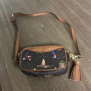 Michael Kors Jet Set Girls Crossbody Bag